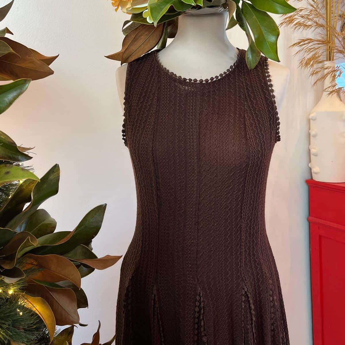 Vestido Marrón Sin Mangas - Imagen 2
